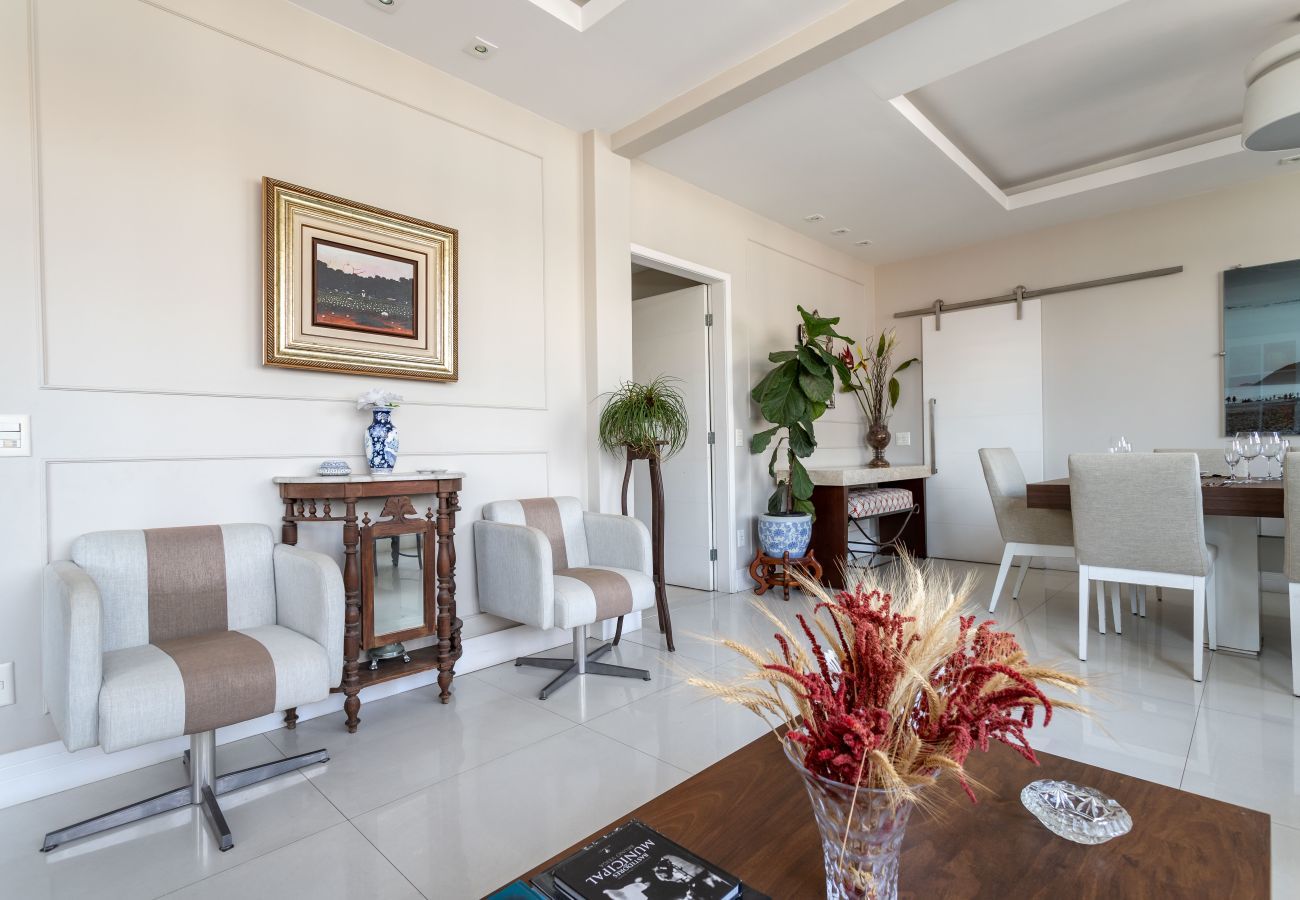 Apartment in Rio de Janeiro - Elegance in Ipanema |Ideal for families| RE701 Z2