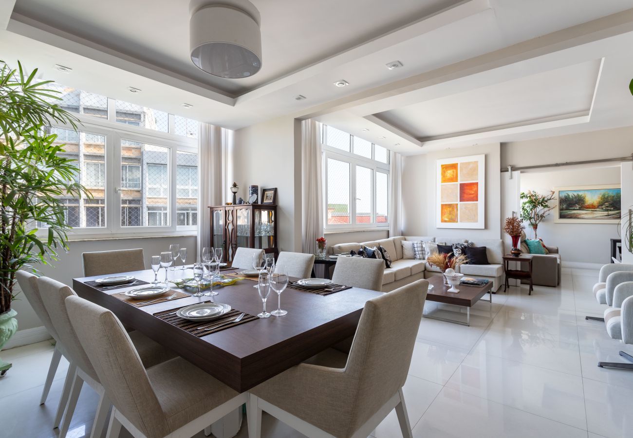 Apartment in Rio de Janeiro - Elegance in Ipanema |Ideal for families| RE701 Z2