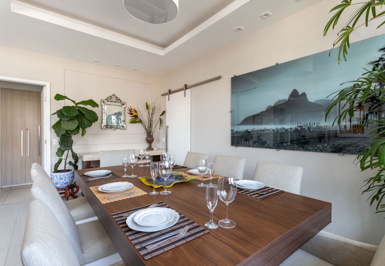 Apartment in Rio de Janeiro - Elegance in Ipanema |Ideal for families| RE701 Z2