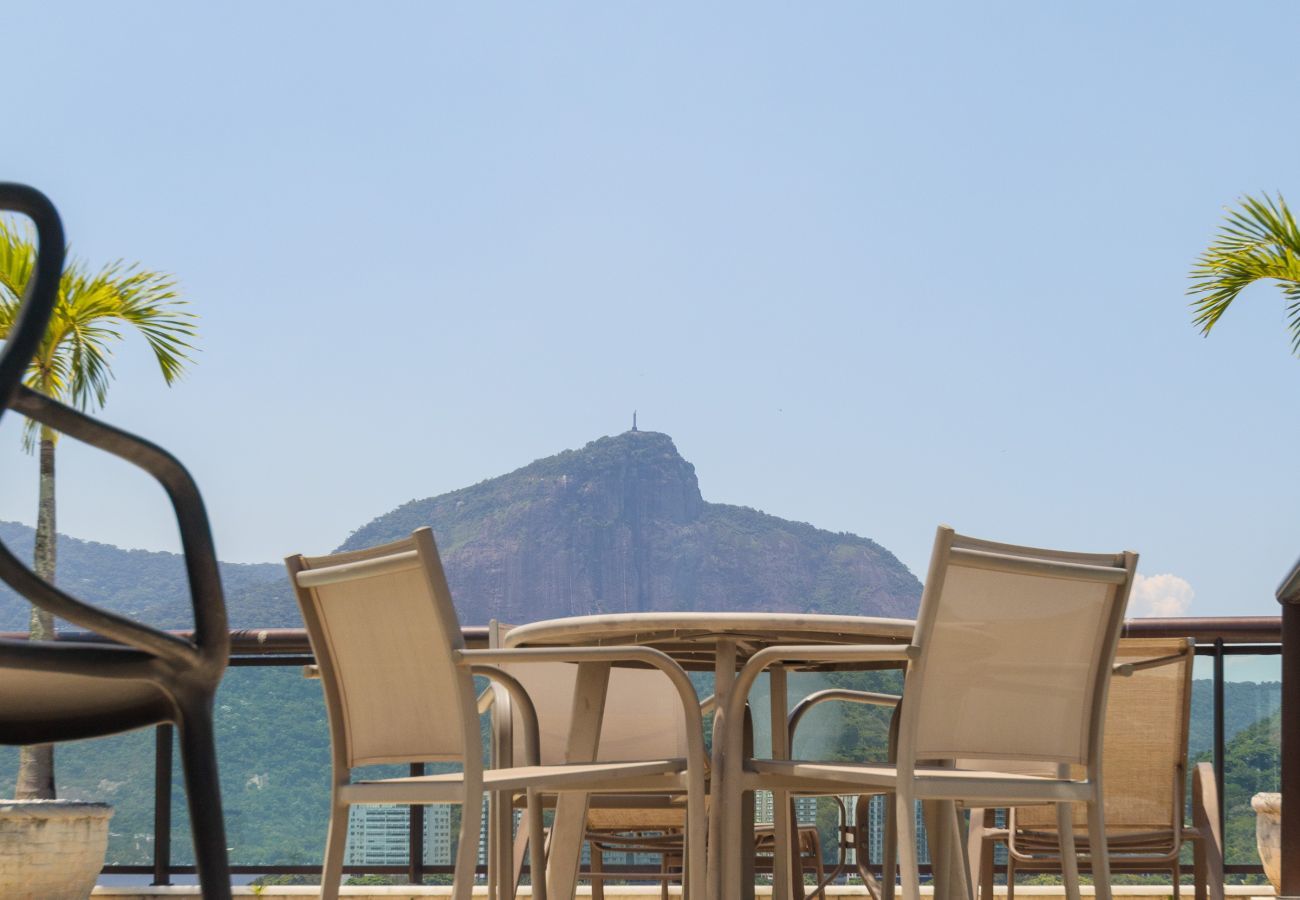 Apartment in Rio de Janeiro - JON705 | Cobertura em Ipanema com vista pro Cristo