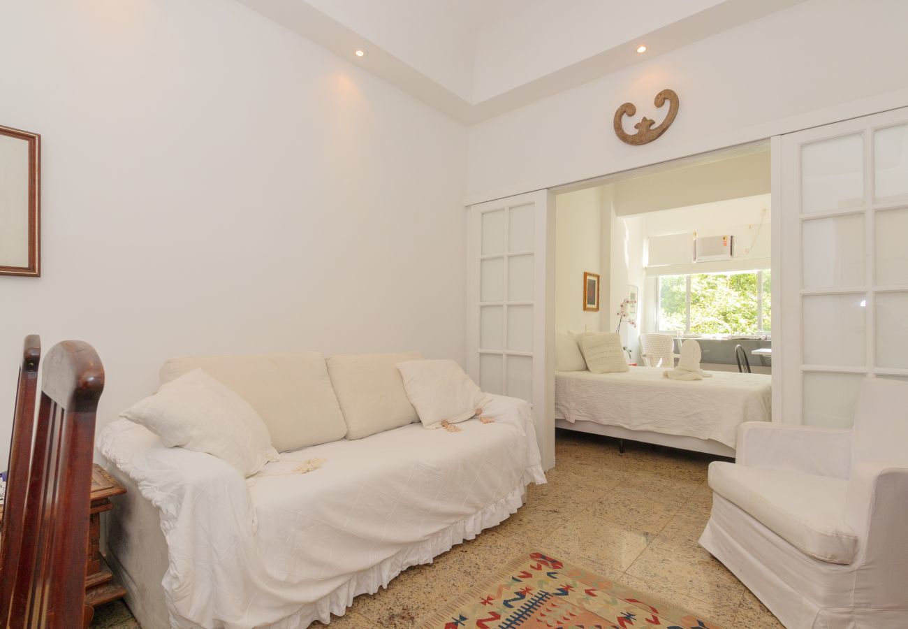 Apartment in Rio de Janeiro - Fer305B|Quarto e sala na badalada R. Dias Ferreira