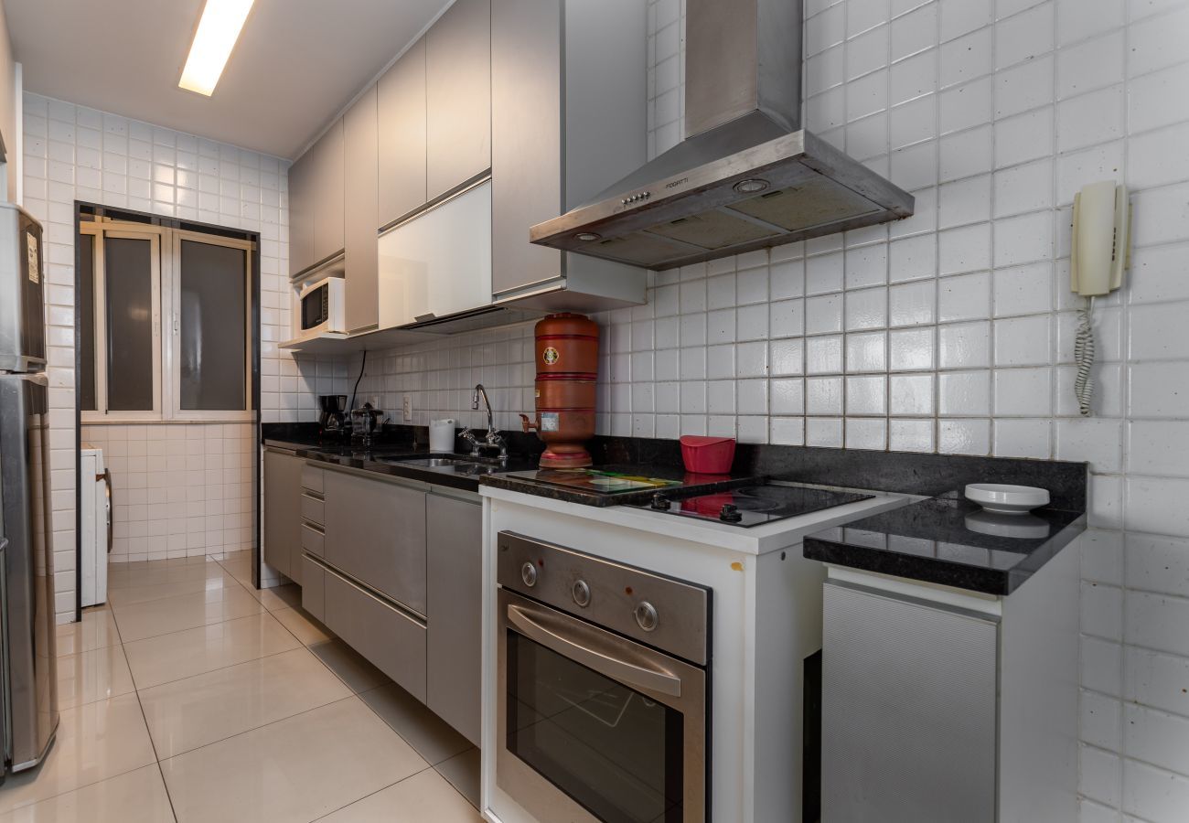 Apartment in Rio de Janeiro - For families, 3 minutes from Copacabana beach | SL501