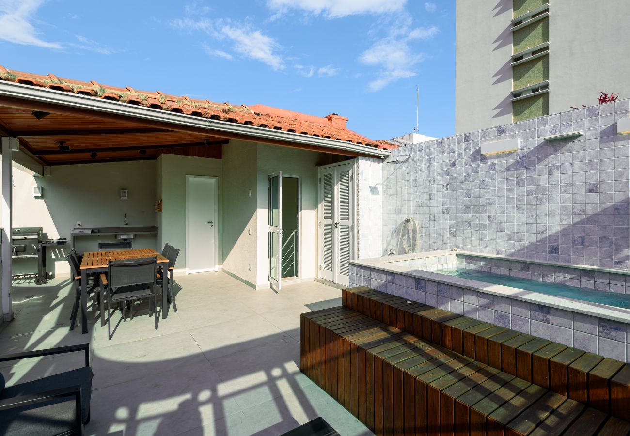 Apartment in Rio de Janeiro - Albq302 | Triplex no Leblon com piscina e vista