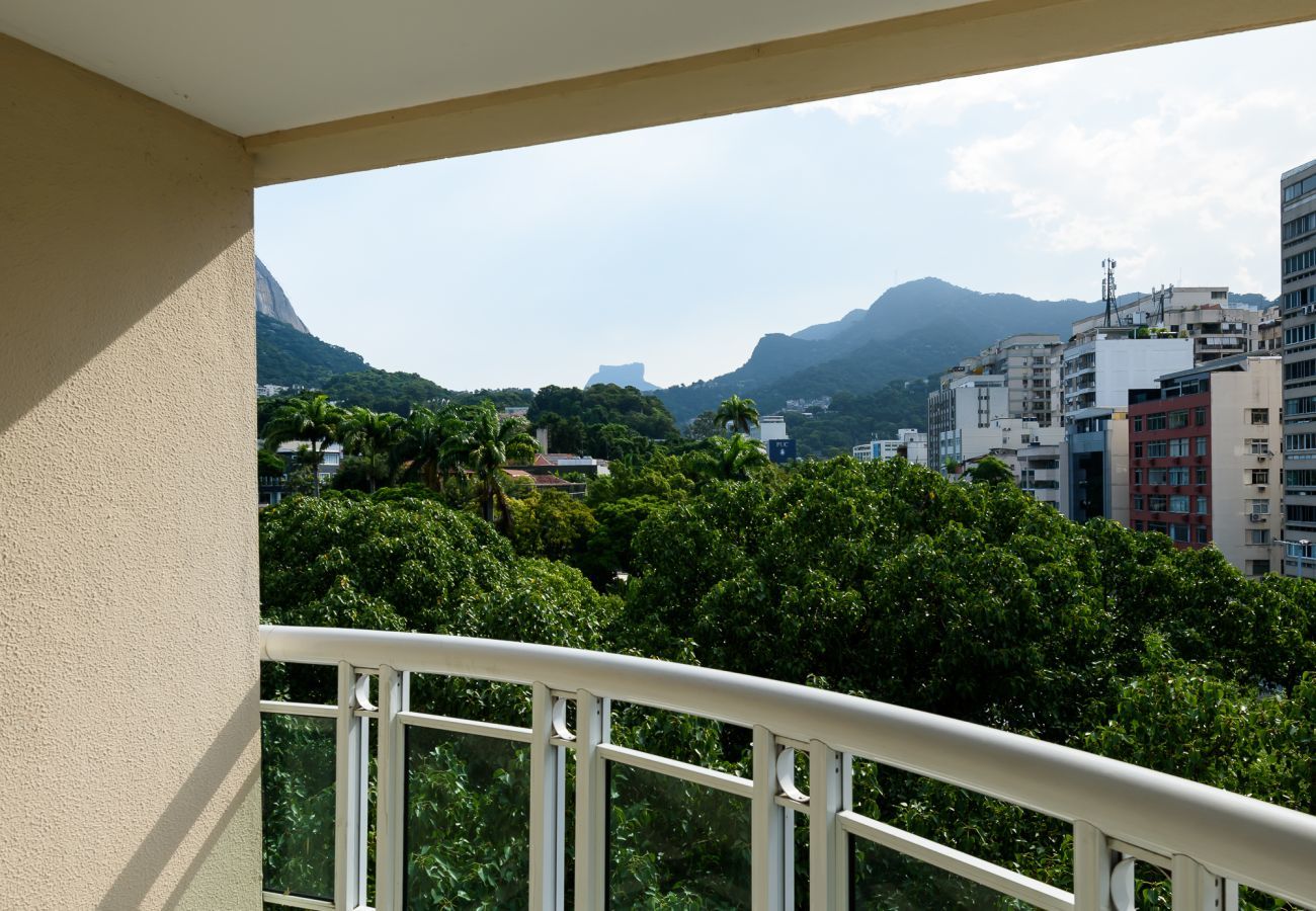 Apartment in Rio de Janeiro - Albq302 | Triplex no Leblon com piscina e vista