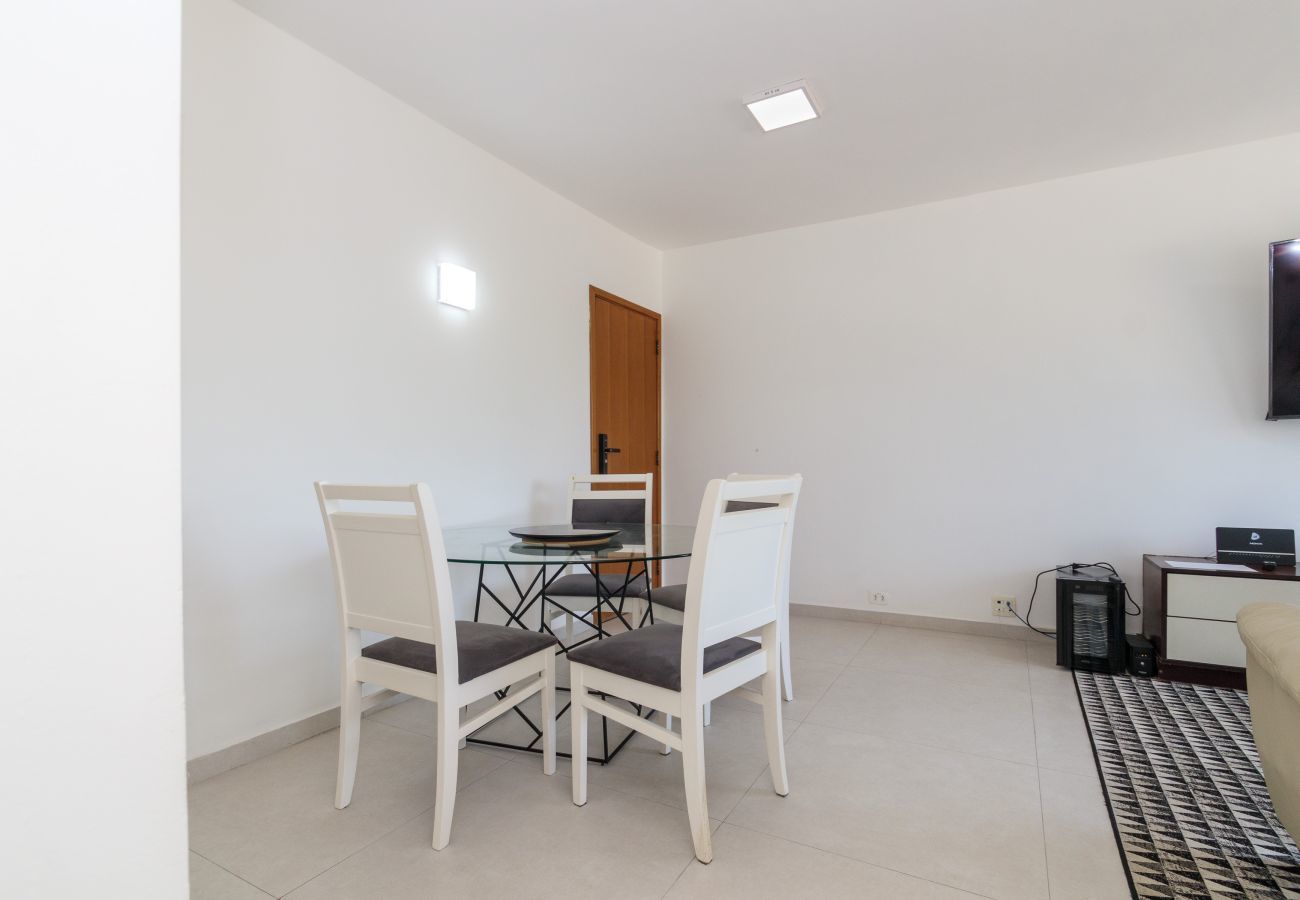 Apartment in Rio de Janeiro - JB803 | 3 quartos com vista, 5 min da Lagoa