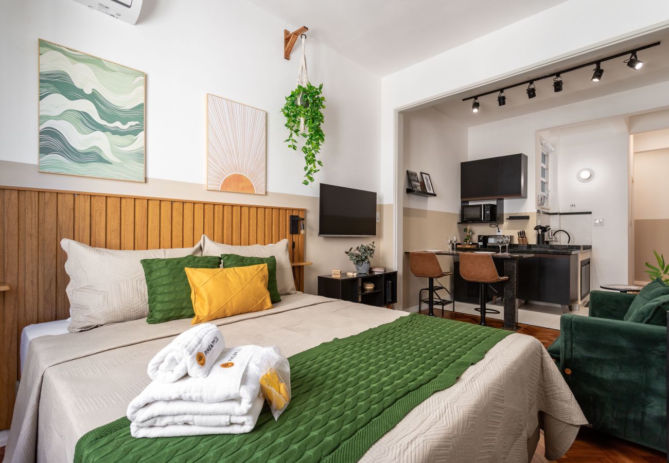 Studio in Rio de Janeiro - 3 minutes from Copacabana beach | RD1205