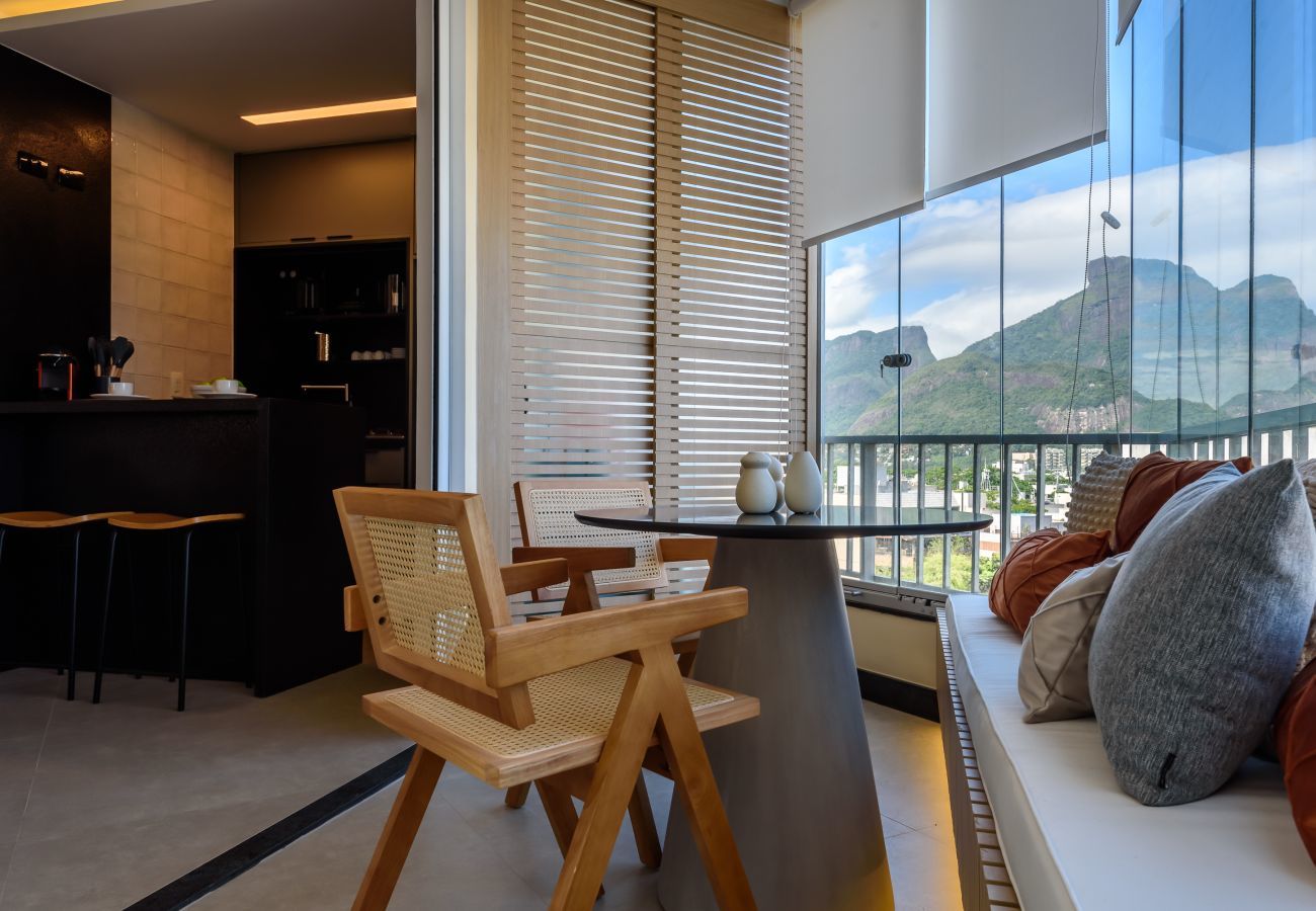 Apartment in Rio de Janeiro - Luc527 | Flat vista mar e Pedra da Gávea