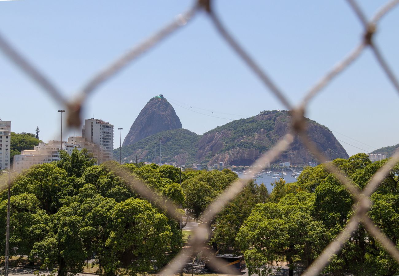 Apartment in Rio de Janeiro - Farani 402 | Apto em Botafogo com vista incrível 