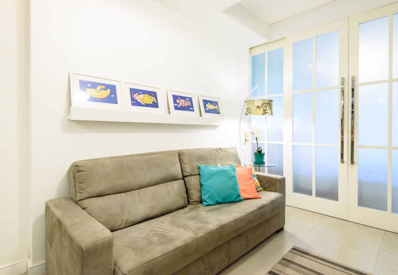 Apartamento en Rio de Janeiro - Vista lateral al mar, a 3 minutos de la playa | PJ204