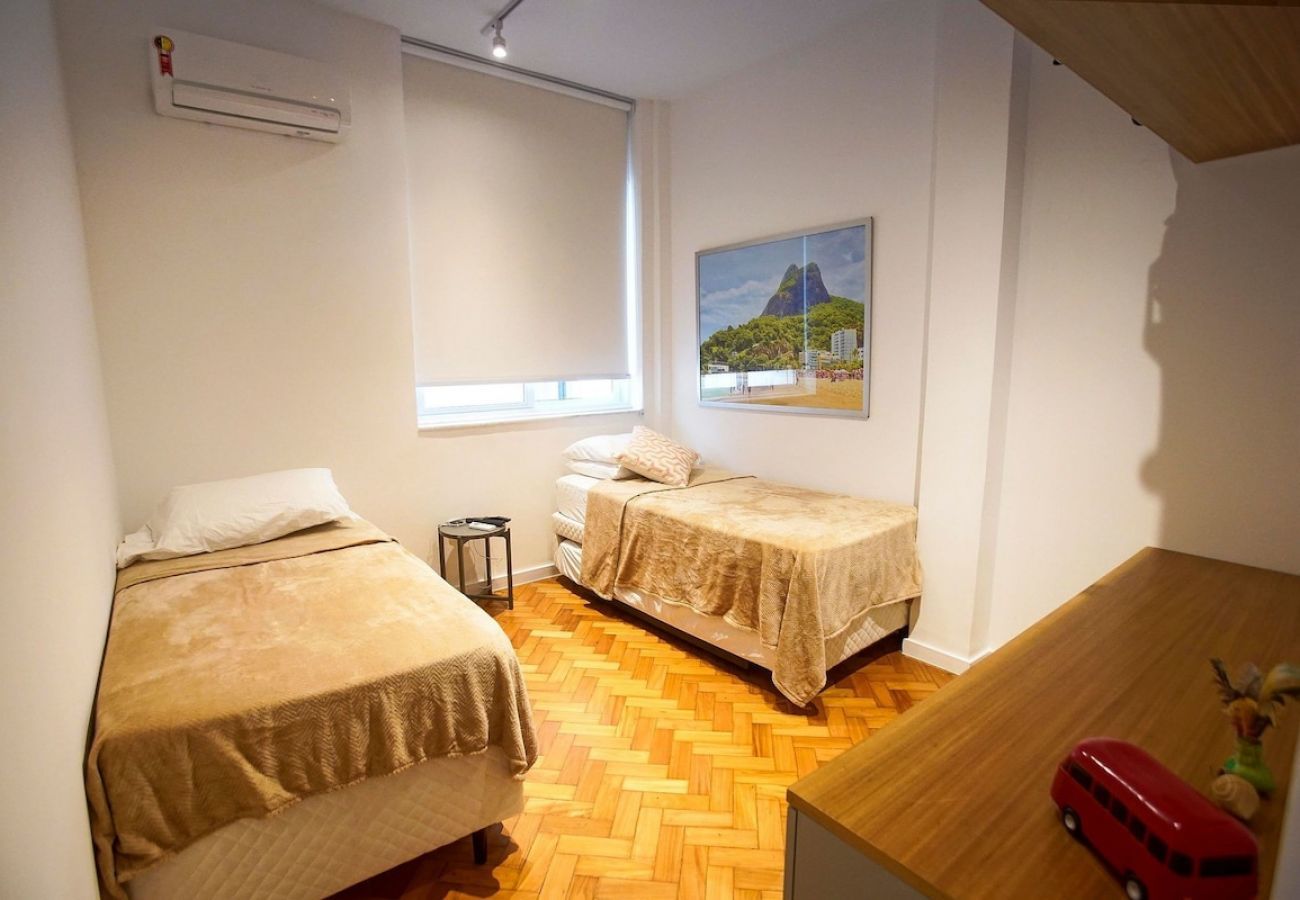 Apartamento en Rio de Janeiro - ATA302| Apartamento cerca de la playa de Leblon