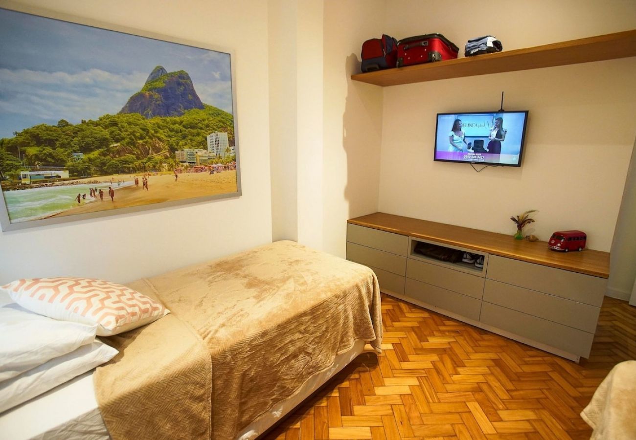 Apartamento en Rio de Janeiro - ATA302| Apartamento cerca de la playa de Leblon