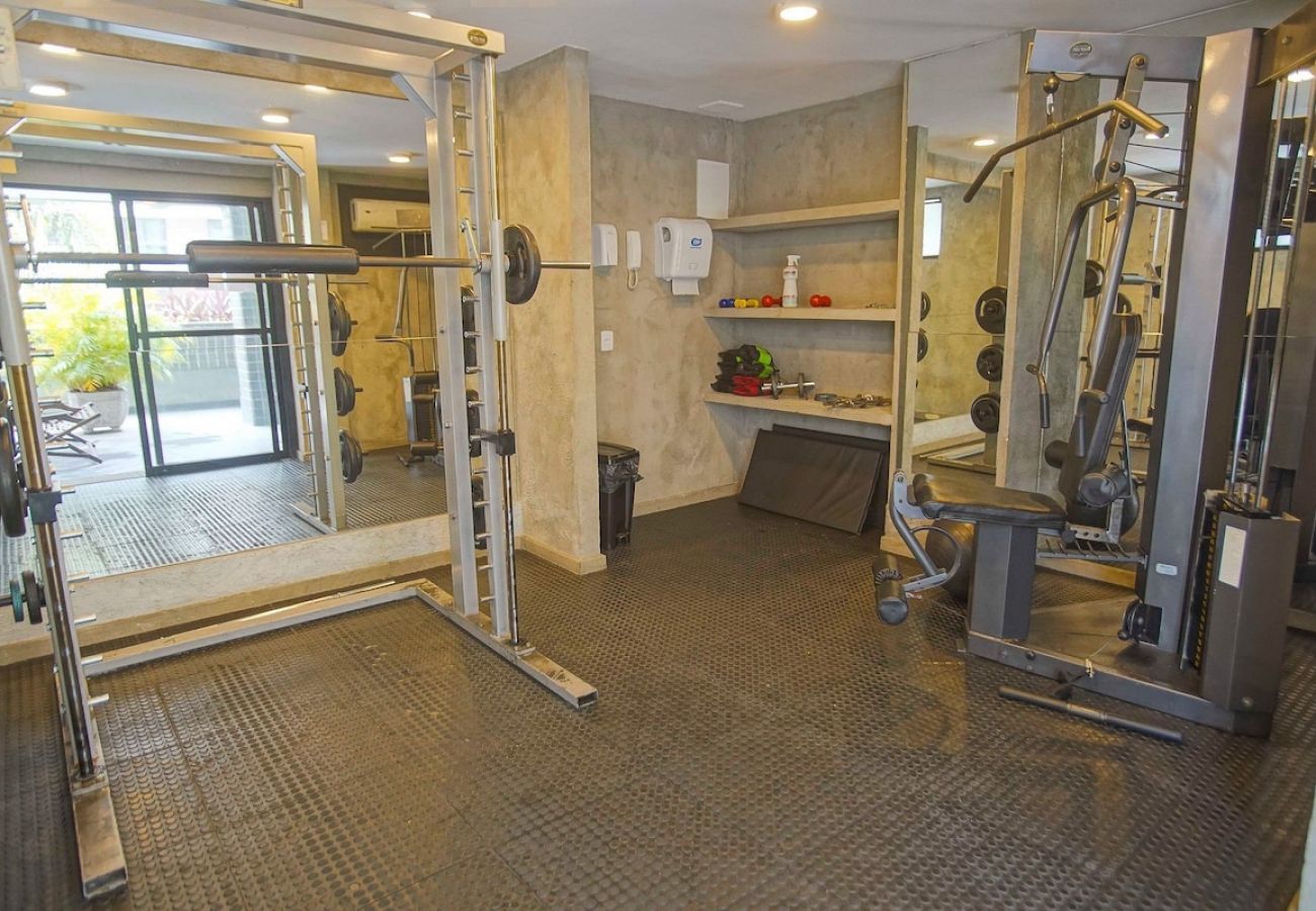 Apartamento en Rio de Janeiro - VIC406| Depto con balcón, gimnasio, sauna en Gávea