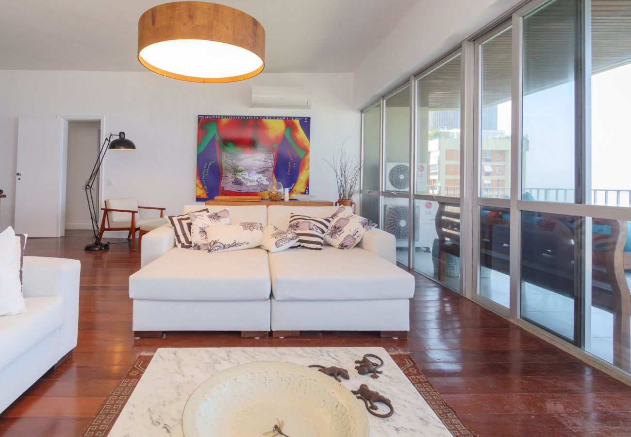 Apartamento en Rio de Janeiro - CAV1601| Precioso apartamento en bloque de playa!