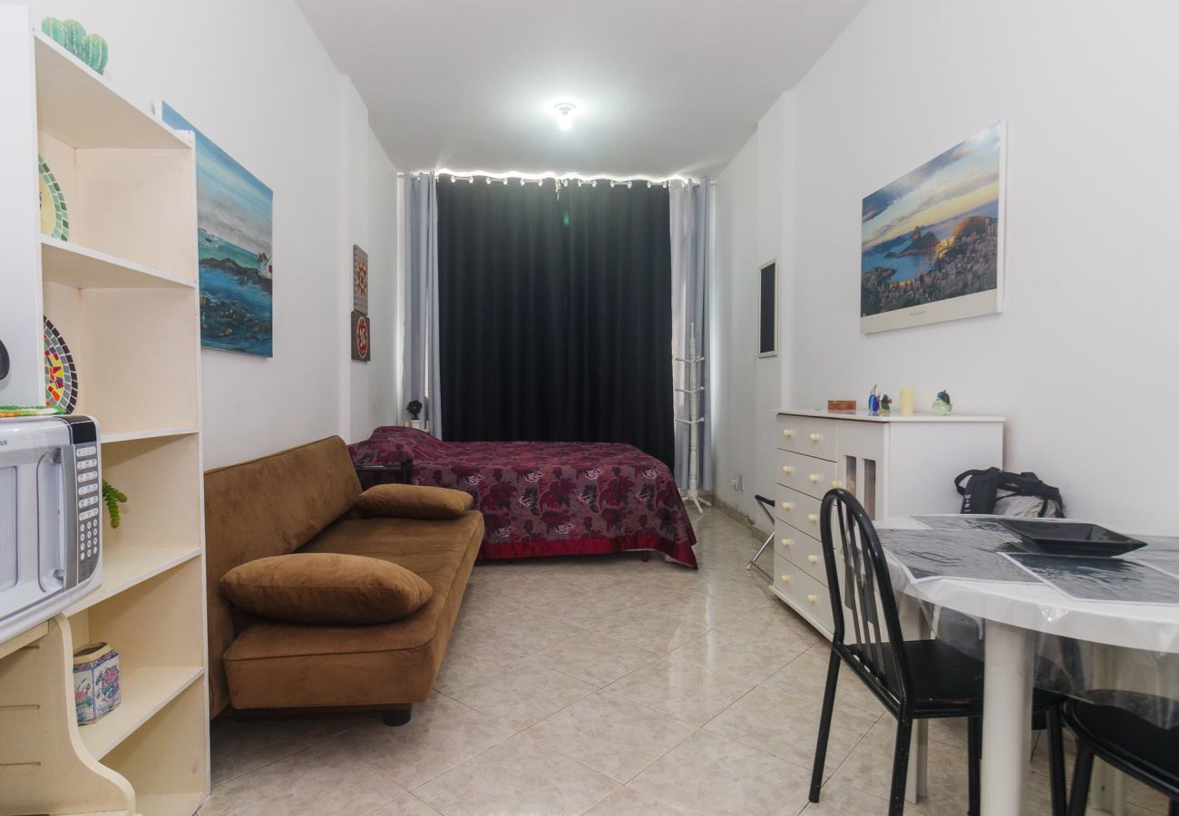 Apartamento en Rio de Janeiro - Jul507 | Kitnet a 2 cuadras de la playa de Copacabana