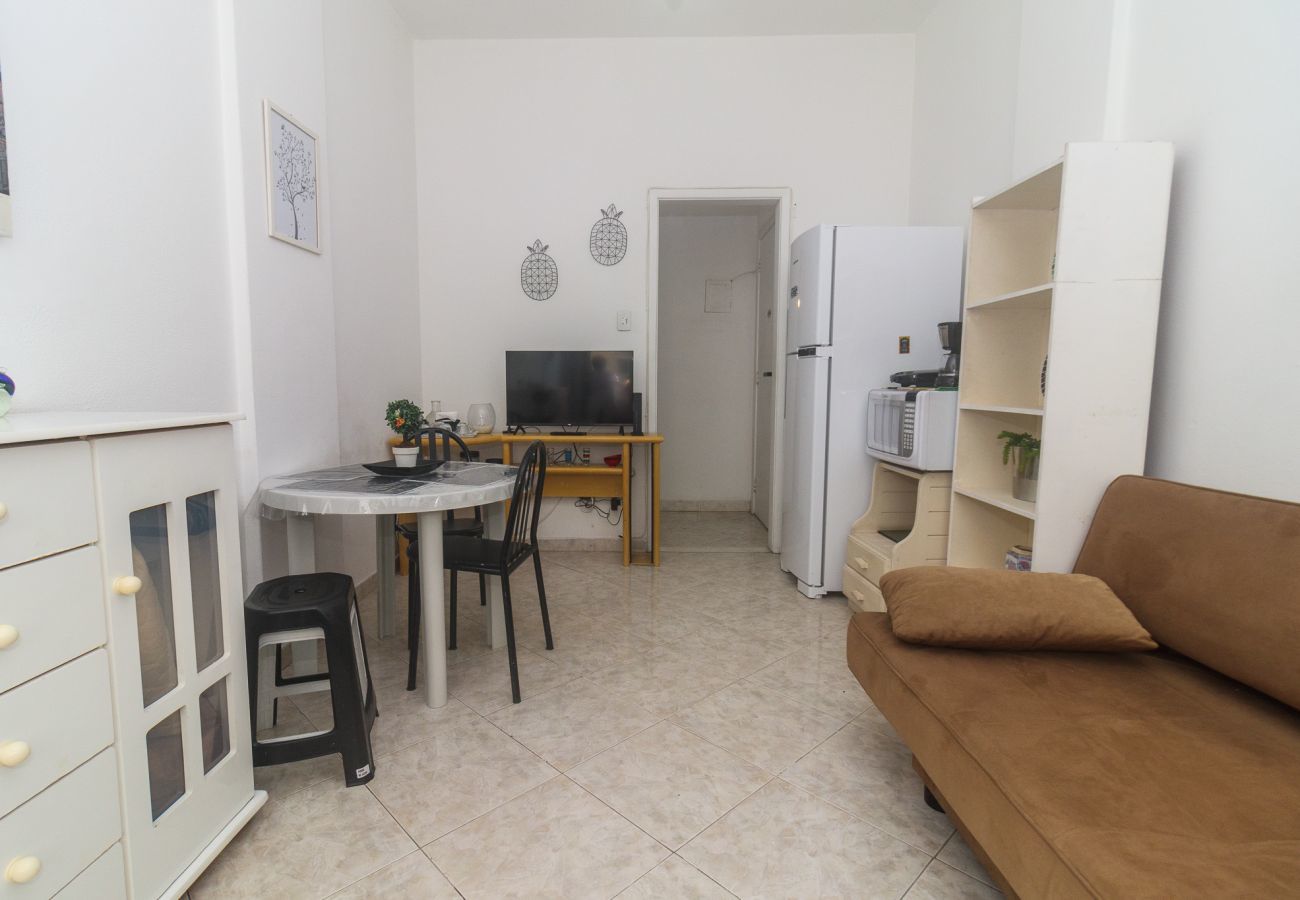 Apartamento en Rio de Janeiro - Jul507 | Kitnet a 2 cuadras de la playa de Copacabana