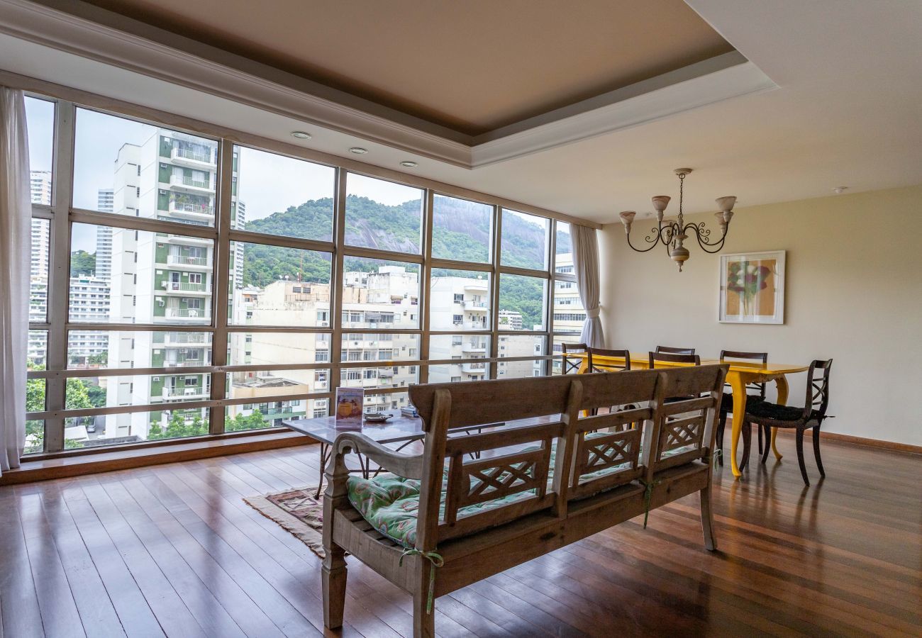 Apartamento en Rio de Janeiro - Sofisticado ideal para familias en Botafogo | PB202B